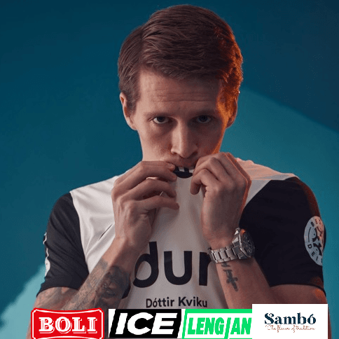 Böðvar Böðvarsson - Fyrsta agabannið kom í 4 flokki.